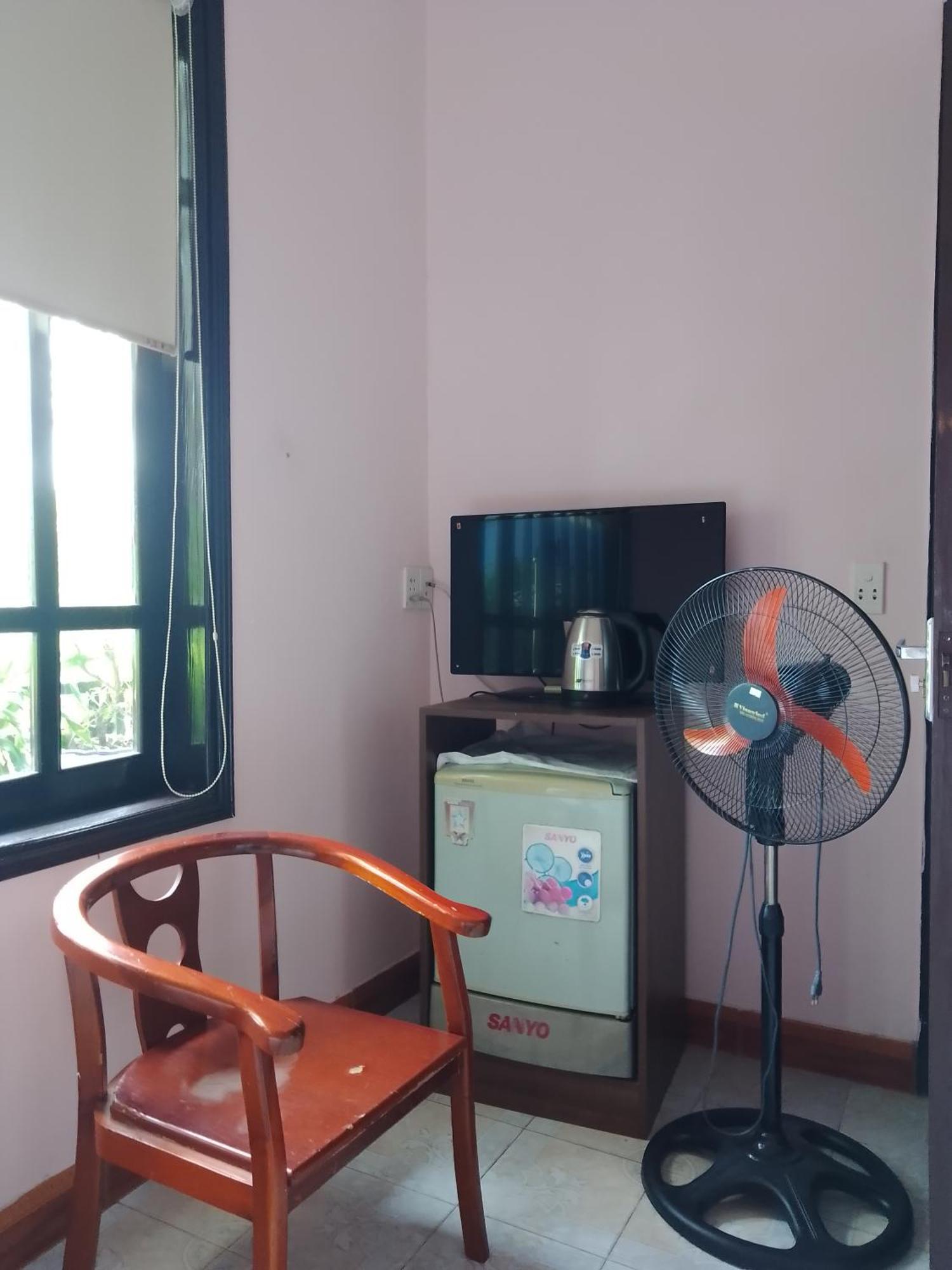 Nha Nghi Hang Nga 동허이 외부 사진