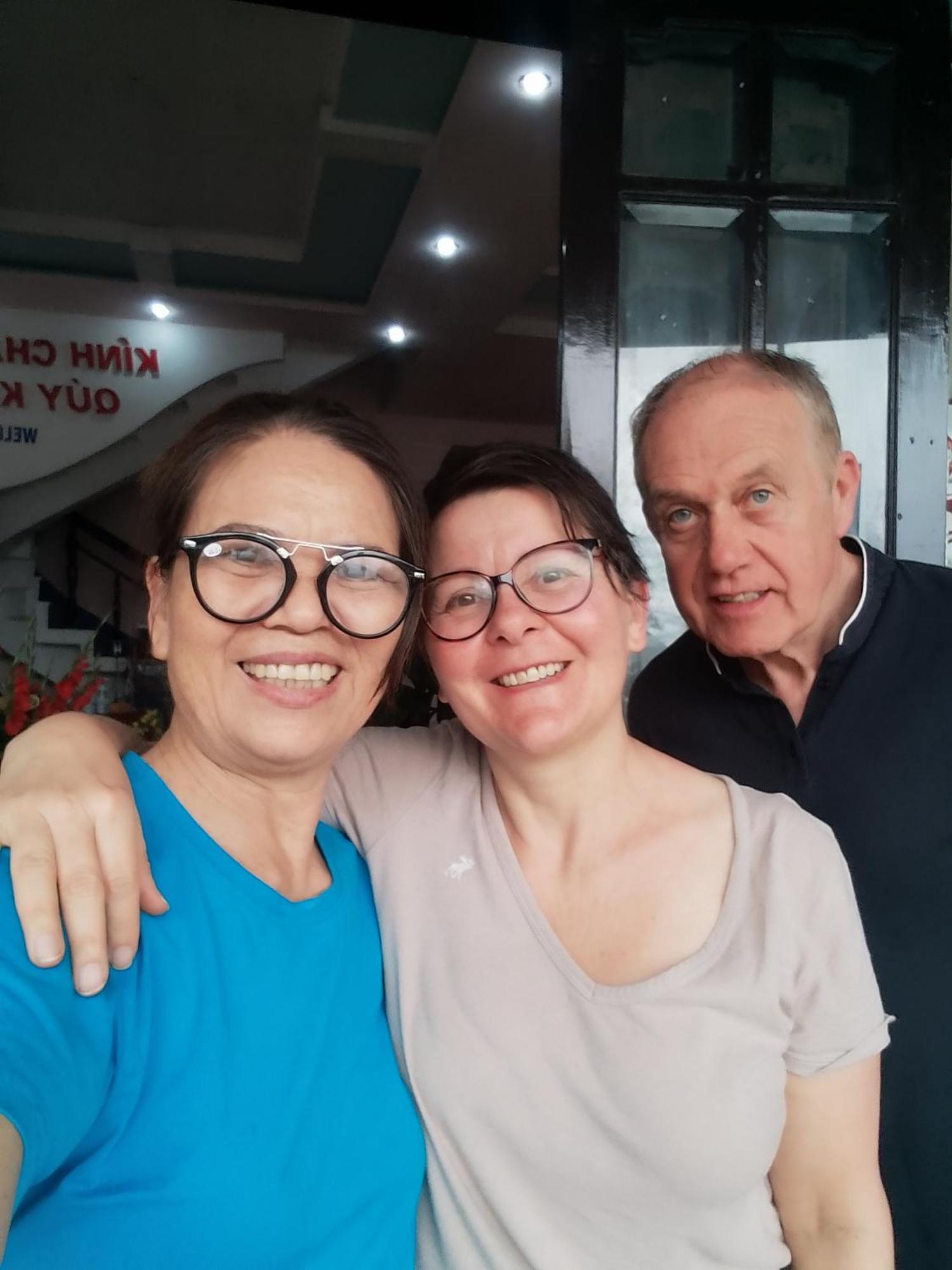Nha Nghi Hang Nga 동허이 외부 사진