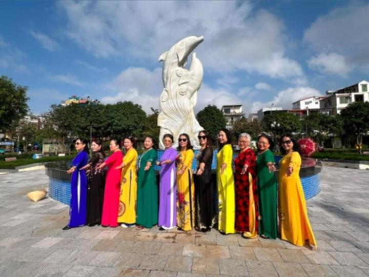 Nha Nghi Hang Nga 동허이 외부 사진